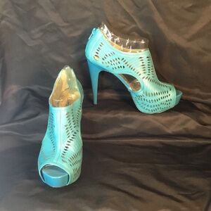 Carlos Santana Turquoise Cutout Heels